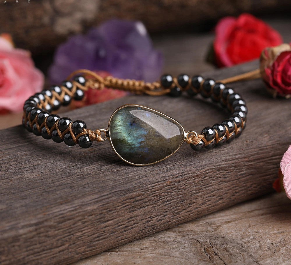 Bracelet de perles bohèmes doublement tressées en labradorite