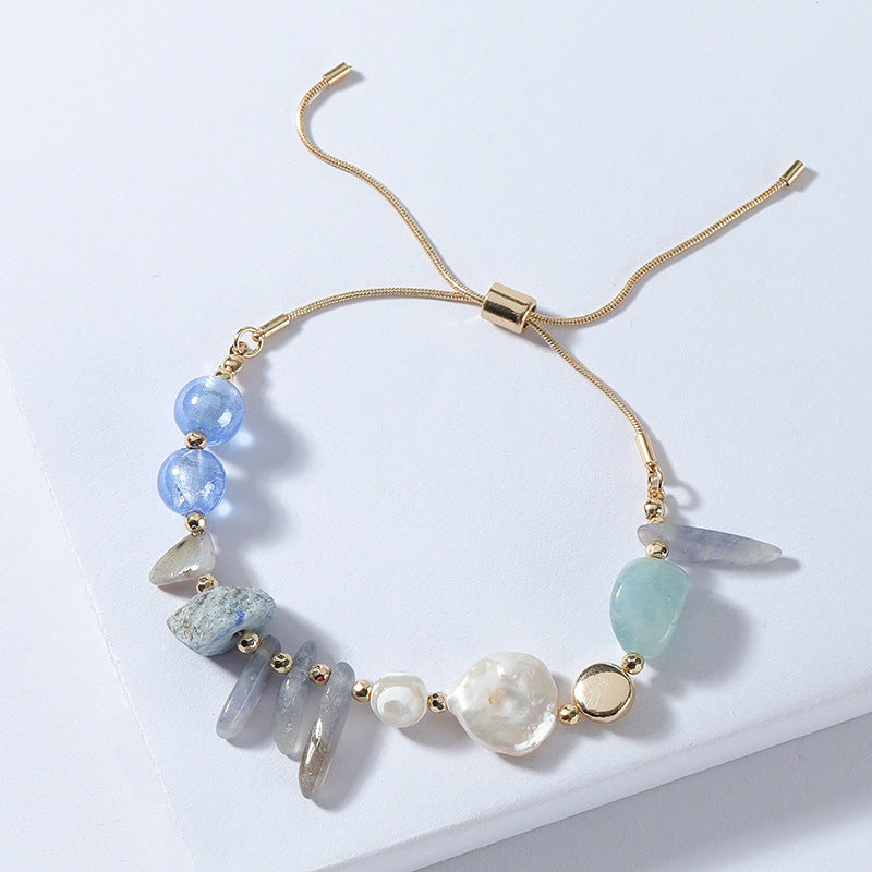 Bracelet original en perles d'eau douce et chaîne serpentine